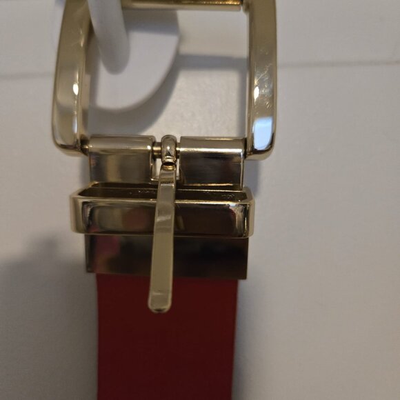 Michael Kors Reversible Belt XL / XXL Size 46 Gold Buckle Red Logo Black Brown - Picture 4 of 9